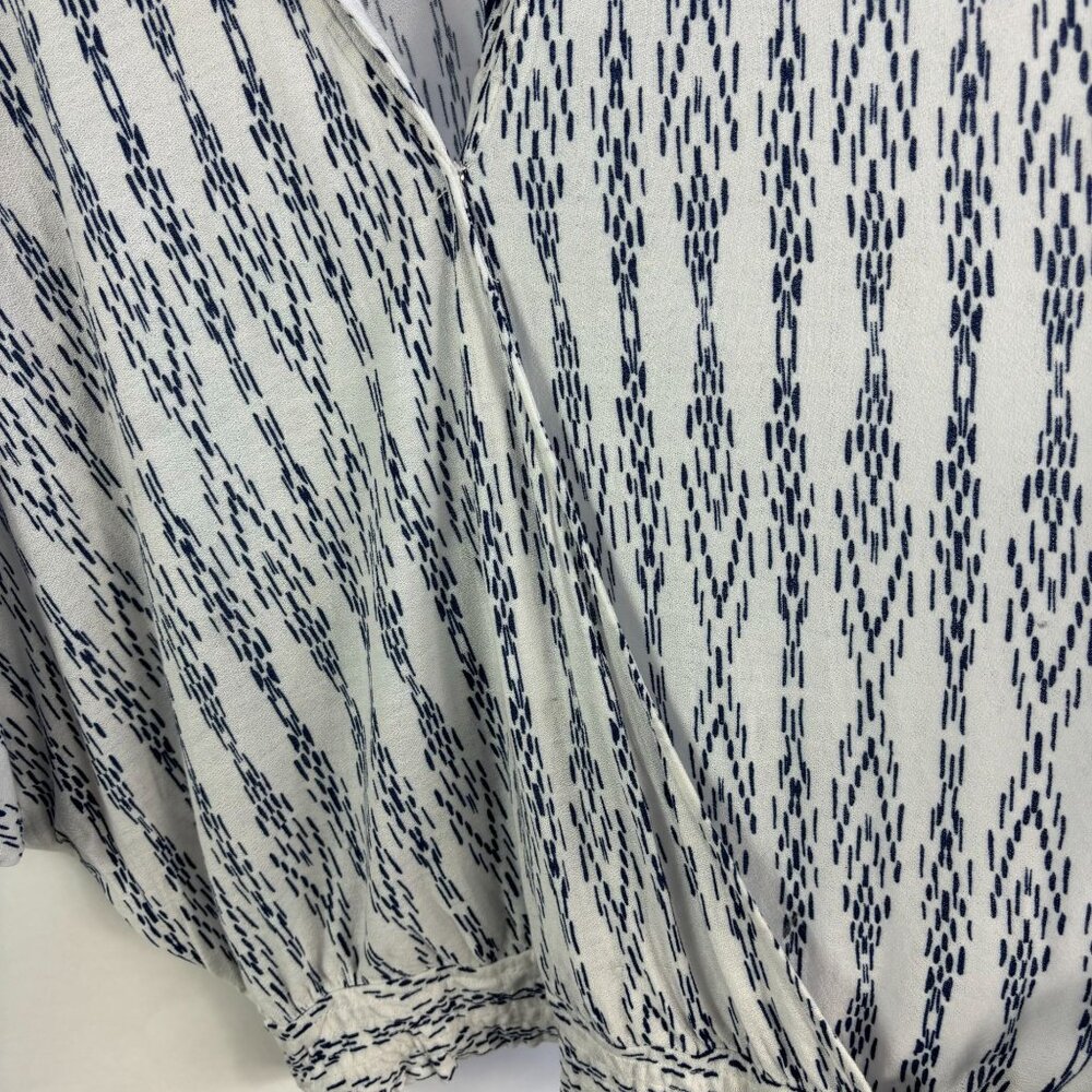 Anthropologie Postmark Ikat batwing top XS / S oversized blue Boho crossover - Picture 3 of 12